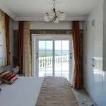 Tekce Yesiluezuemlue No 17 Semesterbostad Uzumlu (Aegean)