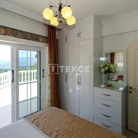 Tekce Yesiluezuemlue No 17 Villa *