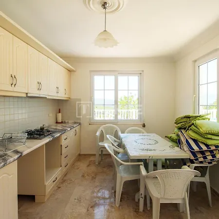 Villa Tekce Yesiluezuemlue No 17