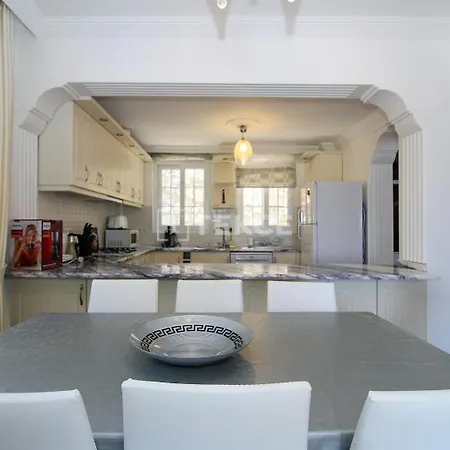 Villa Tekce Yesiluezuemlue No 17