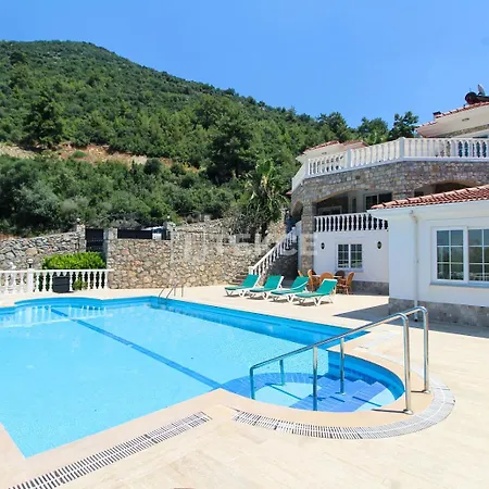 Villa Tekce Yesiluezuemlue No 17 Uzumlu