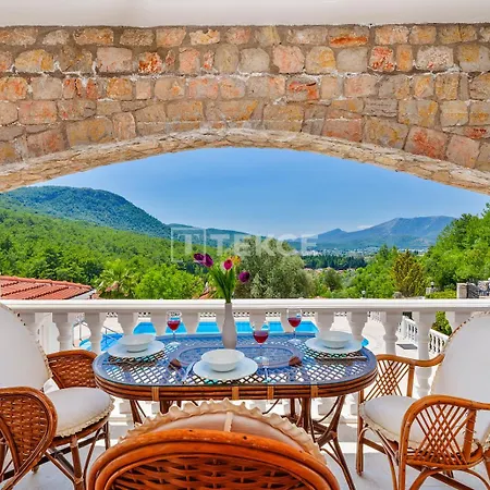 Vilă Tekce Yesiluezuemlue No 17 Uzumlu (Aegean)