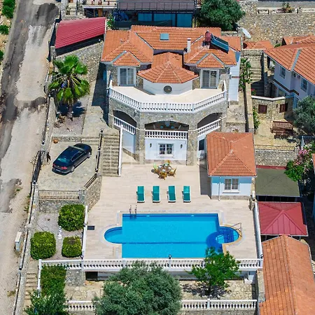 Tekce Yesiluezuemlue No 17 Uzumlu (Aegean)
