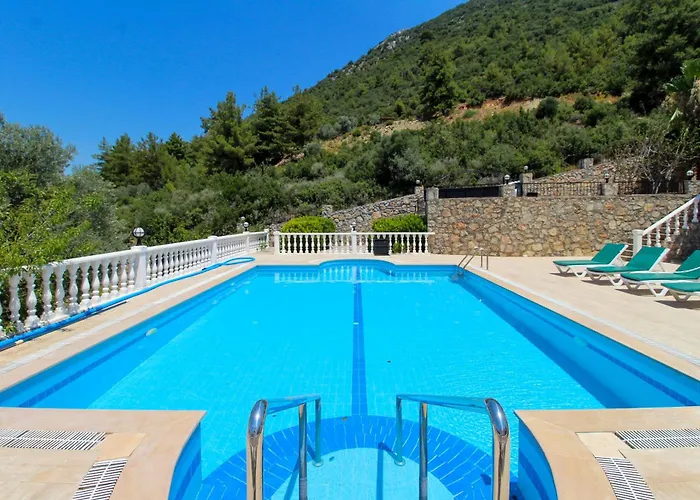 Tekce Yesiluezuemlue Villa No 17