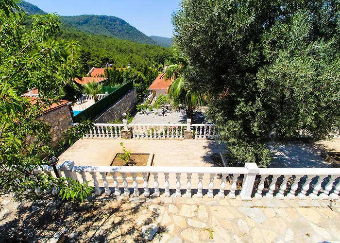 Vakantiehuis Tekce Yesiluezuemlue Villa No 17 *