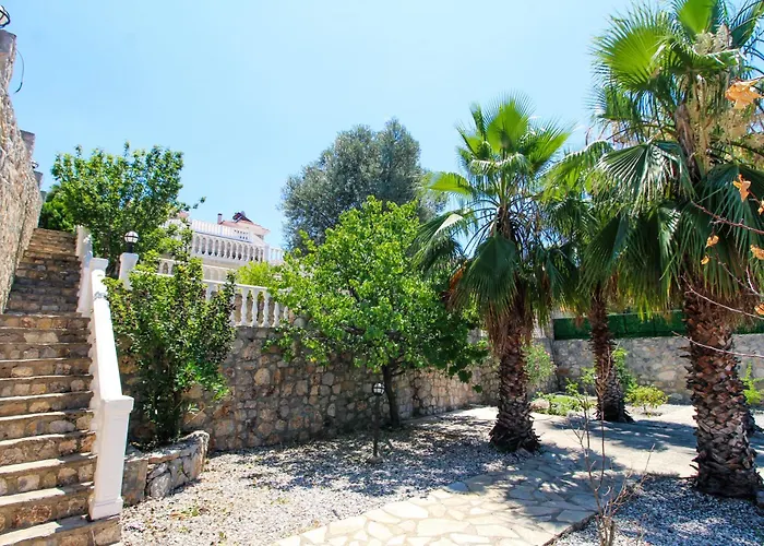 Tekce Yesiluezuemlue Villa No 17
