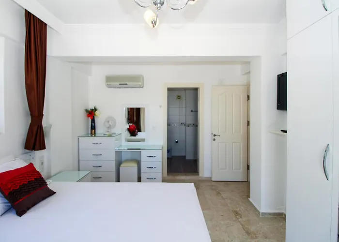 Tekce Yesiluezuemlue Villa No 17