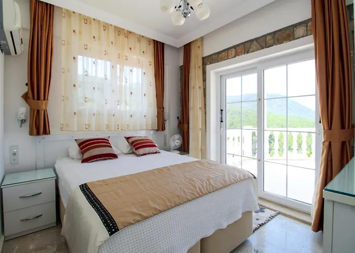 Tekce Yesiluezuemlue Villa No 17