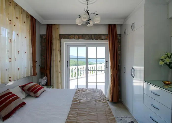 Tekce Yesiluezuemlue Villa No 17 Vakantiehuis Uzumlu (Aegean)