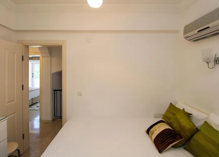 Tekce Yesiluezuemlue Villa No 17