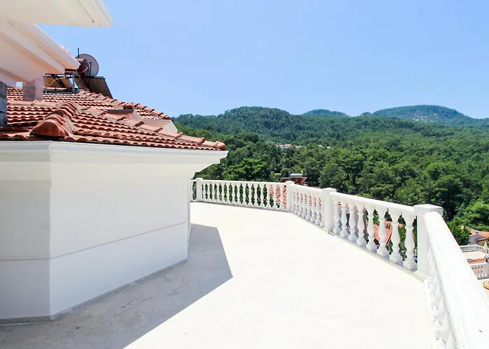 Tekce Yesiluezuemlue Villa No 17 *